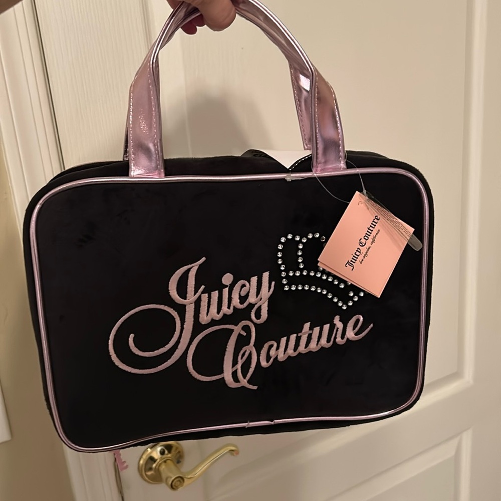 Juicy couture velour makeup bag NWT